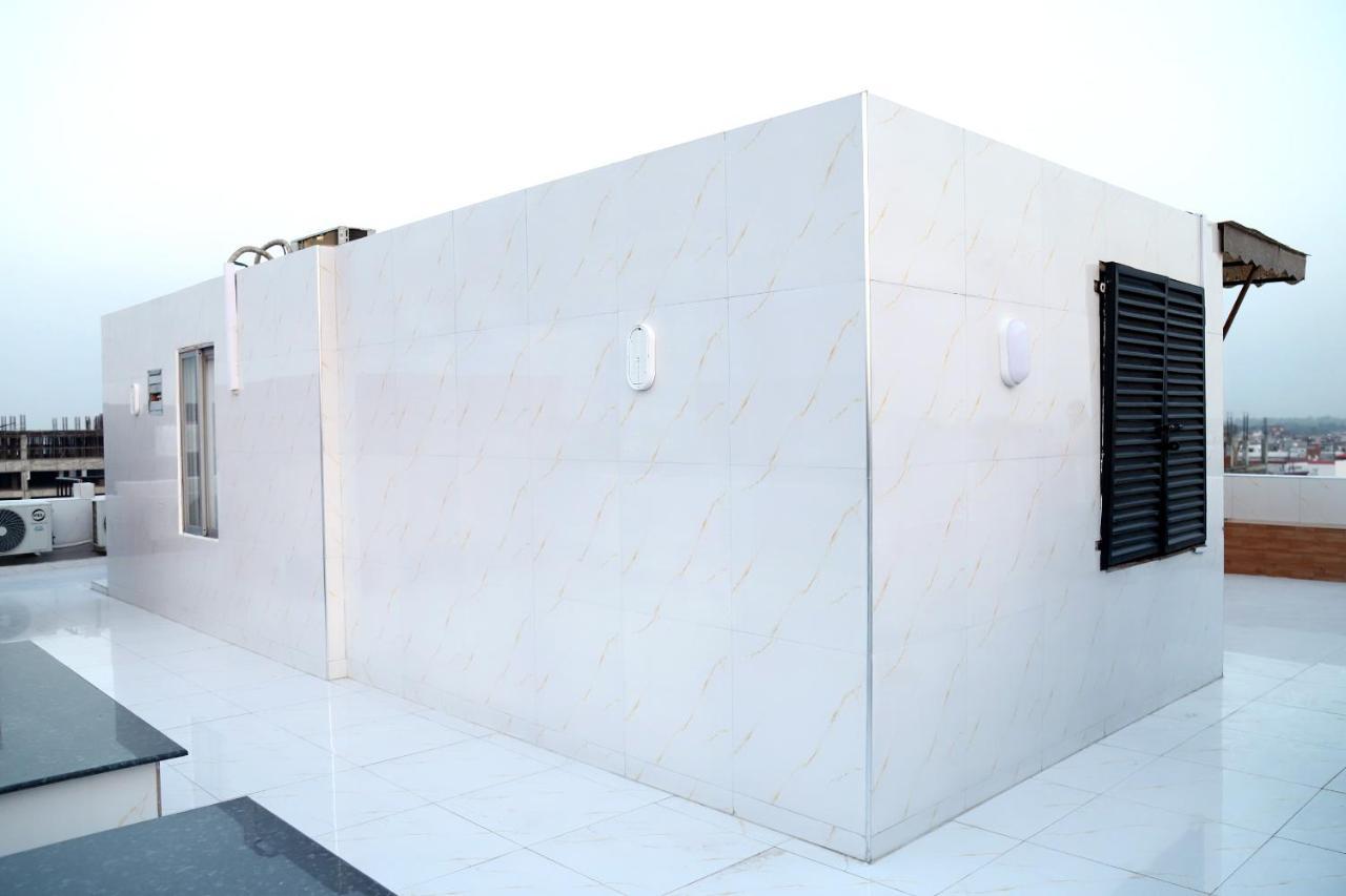 Adara Suites Lahore Exterior photo
