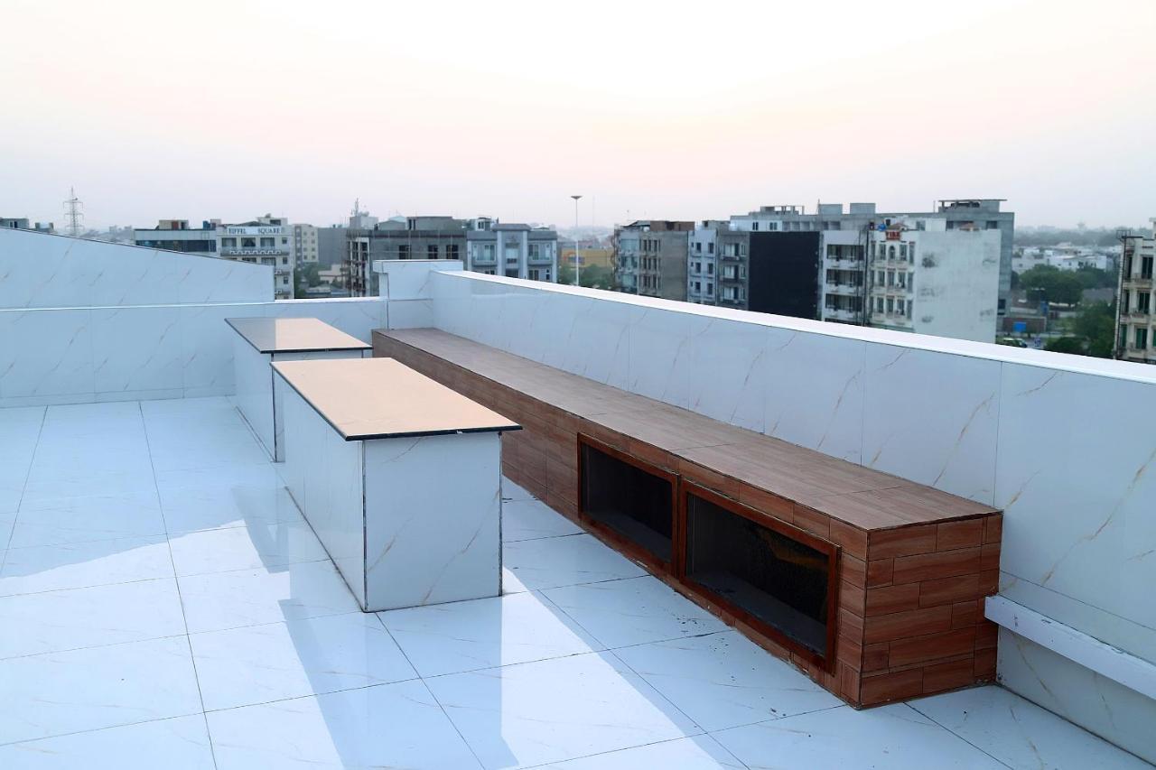 Adara Suites Lahore Exterior photo